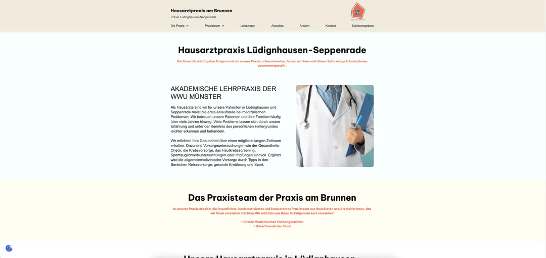 Sito web per lo studio medico Hausarztpraxis am Brunnen: impaginazione sobria e leggibile su toni neutri caldi.
